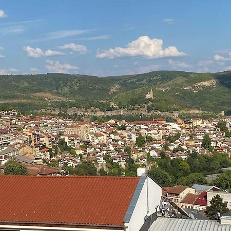 Apartment Happy Place Akatcia Veliko Tarnovo Luaran gambar